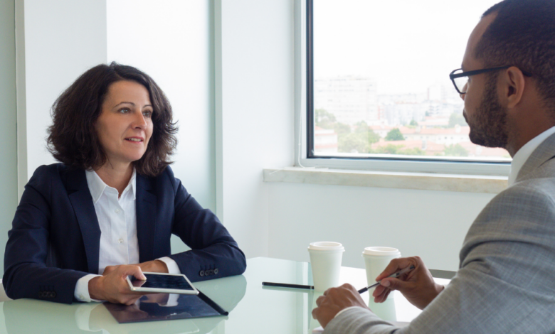 Dicas de Entrevista: Técnicas Práticas e Preparação para o Sucesso